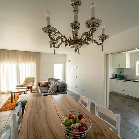 Holiday home Casa Das Arroteias Nadadouro